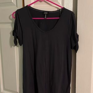 Open sleeve short sleeve shirt